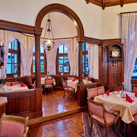 Aschenbrenner Γκάρμις-Παρτενκίρχεν