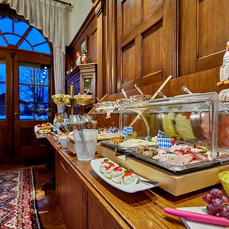 Ξενοδοχείο Aschenbrenner Γκάρμις-Παρτενκίρχεν