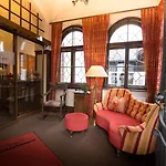 Aschenbrenner 3*