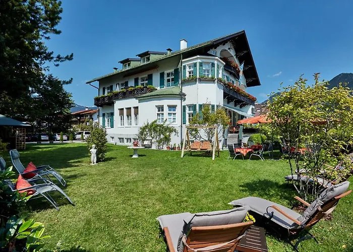 Hotell Aschenbrenner 3*